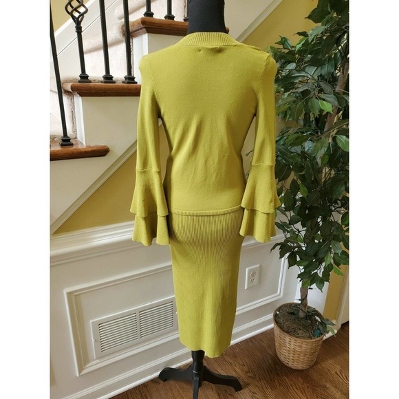 Eva Mendes 2 Piece Top (XS) & Skirt (SMALL) - Picture 6 of 12